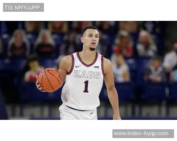 莫布里展现全能进攻能力精准外线三分助力球队再创佳绩