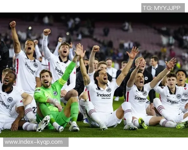 法兰克福主帅强调防守重要性6轮德甲失16球需警惕错误惩罚