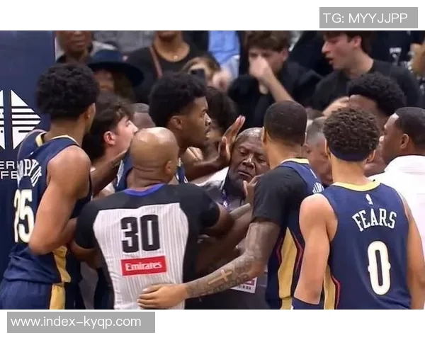 开拓者惨遭鹈鹕狂轰174分大败下属混音同日失利令人心痛