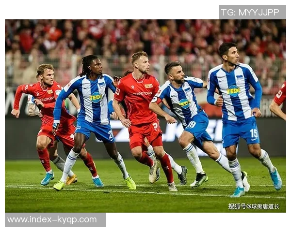 埃基蒂克盛赞维尔茨:共同的足球语言让我们默契十足 埃基蒂克盛赞维尔茨:共同的足球语言让我们默契十足